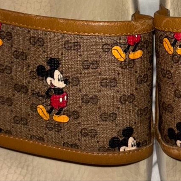 Gucci × Disney Mickey
Mouse slides